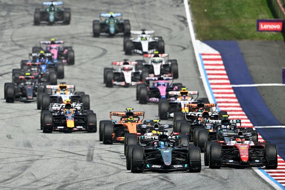 Charles Leclerc, Ferrari, George Russell, Mercedes