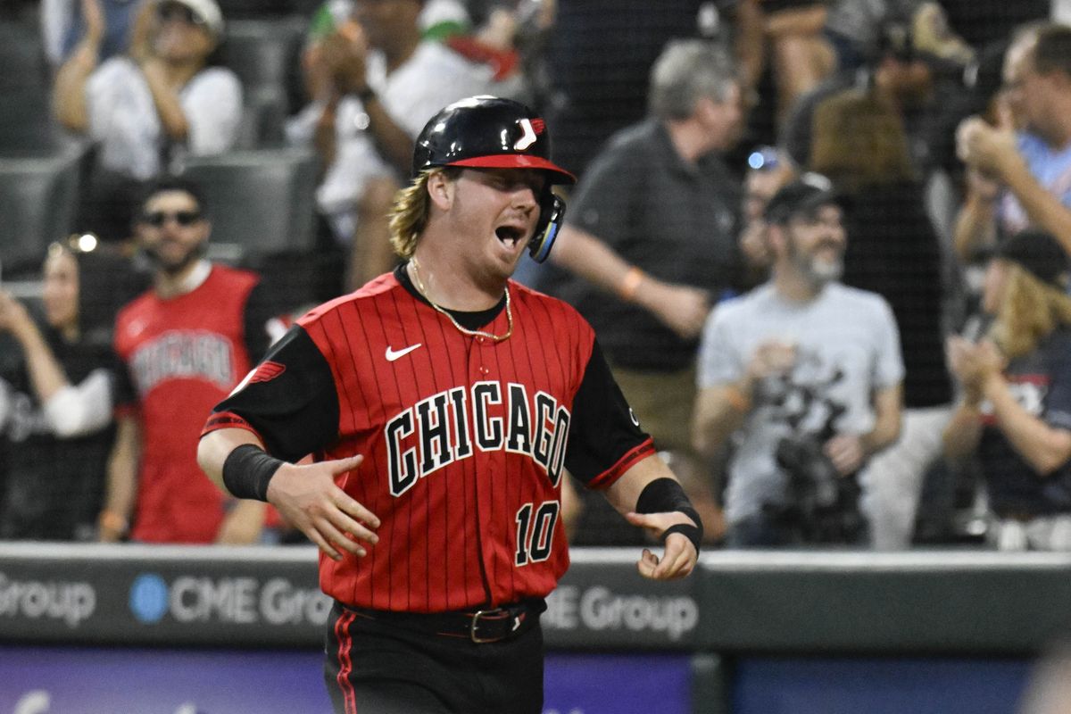 Jun 12, 2026; Chicago, Illinois, USA; Chicago White Sox second baseman Chase Meidroth (10) celebrates after scoring against the Los Angeles Dodgers during the fifth inning at Rate Field. Jun 12, 2026; Chicago, Illinois, USA; Chicago White Sox second baseman Chase Meidroth (10) celebrates after scoring against the Los Angeles Dodgers during the fifth inning at Rate Field.