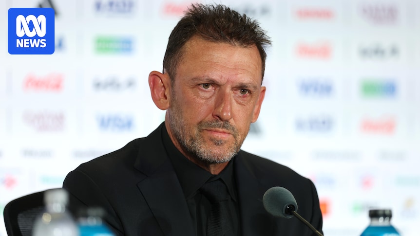 World Cup: Socceroos legend Mark Schwarzer says Tony Popovic got his team selection 'desperately' wrong against USA