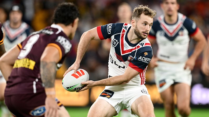 NRL LIVE updates: Broncos, Roosters trading tries in entertaining Suncorp battle