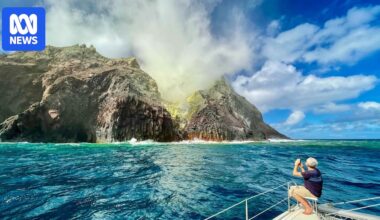 Vanuatu demands France hand back remote Matthew and Hunter Islands in the Pacific