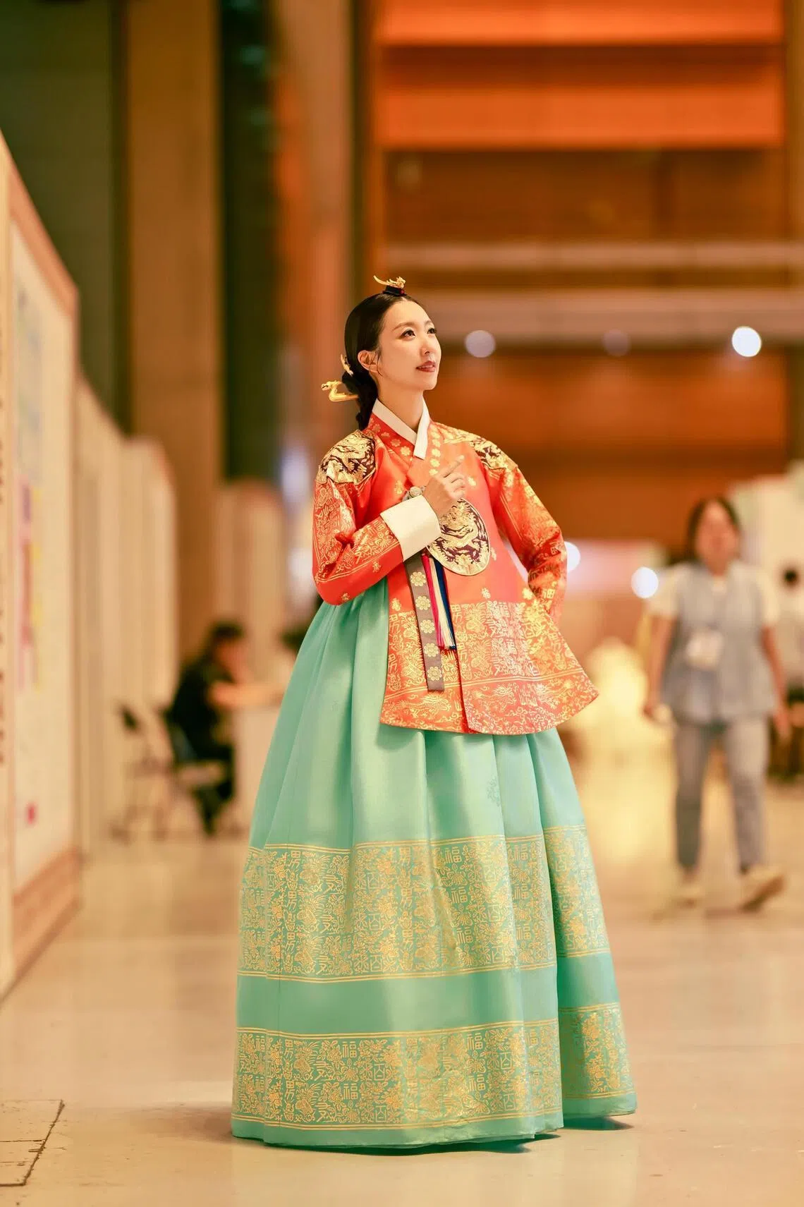 K-culture content creator Shin Chae-min first fell in love with hanbok while training as a traditional Korean dancer and now wears the traditional attire almost every day.