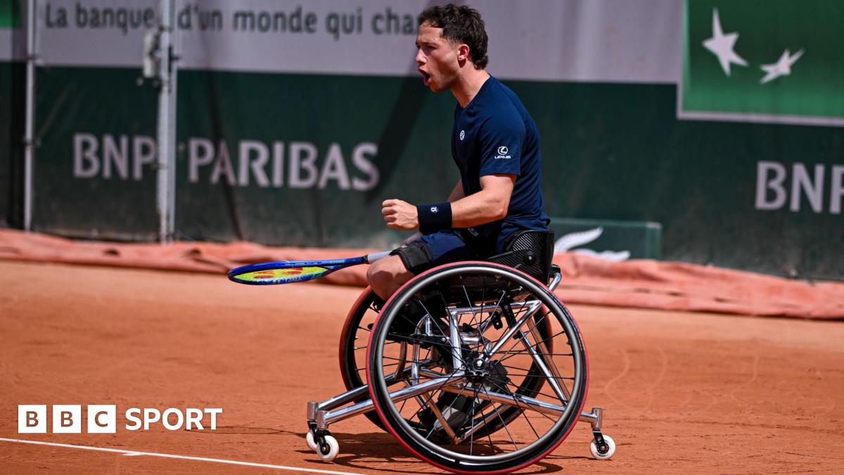 Alfie Hewett celebrates winning a point during his quarter-final win at the French Open