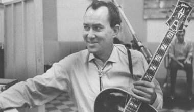 4 Rock Songs From 1961 That Every 60s Kid Can Still Sing by Memory Today