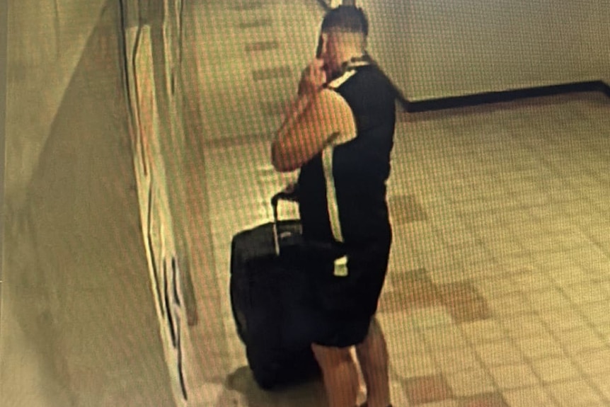 Simon Carman suitcase