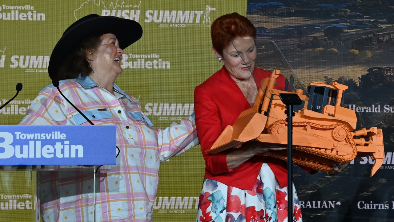 Gina Rinehart gifts Pauline Hanson a 'beautiful' orange bulldozer as she calls for an end to bureaucracy and government waste