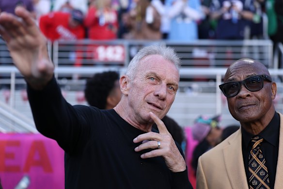 Joe Montana (left) is one of the biggest names in NFL history.