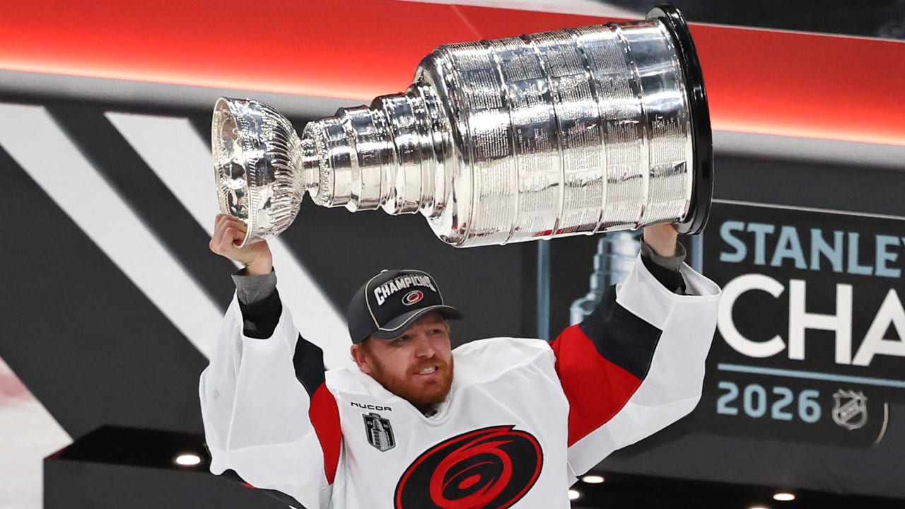 Andersen 1st to get Stanley Cup from Staal after Hurricanes’ Game 6 win