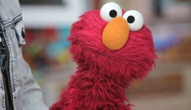 Elmo Picks A Side For World Cup After His NBA Finals Controversy: ‘Don’t Make This A Thing’