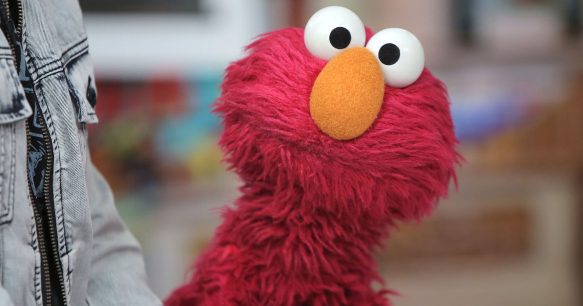 Elmo Picks A Side For World Cup After His NBA Finals Controversy: ‘Don’t Make This A Thing’
