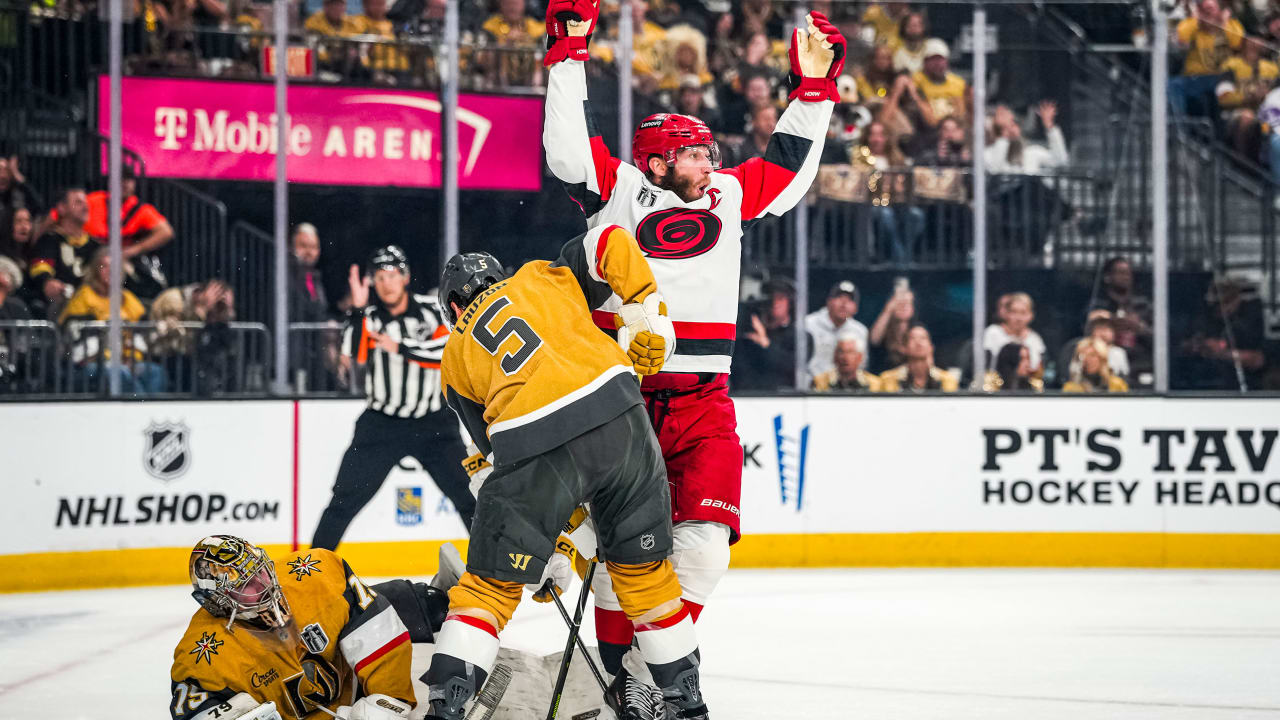 Staal scores 2, Hurricanes top Golden Knights in Game 4, even Stanley Cup Final
