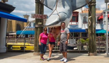 Do Sharks Eat People? Getting a Shark Bite vs. Being Shark Food