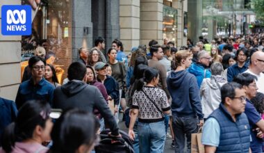 Headline unemployment rate eases but trend unemployment highest in four years