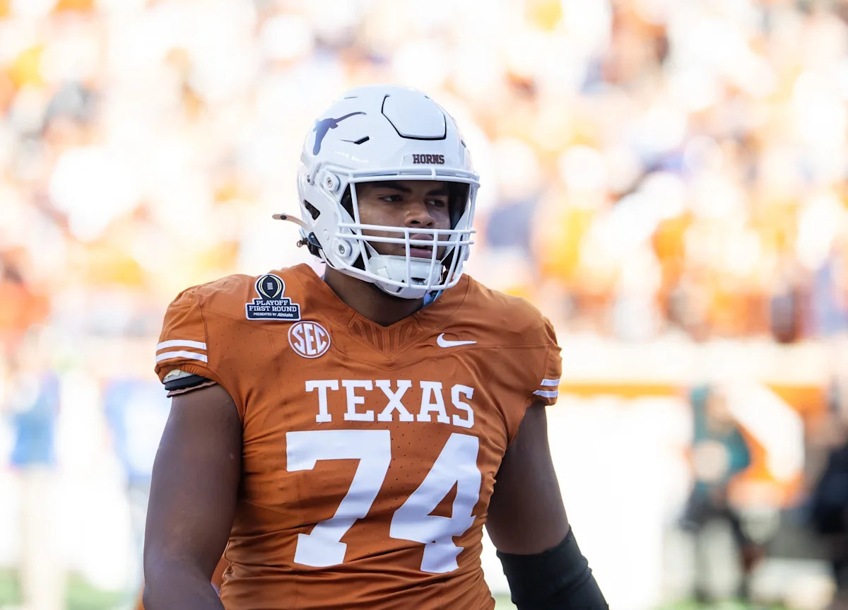 Falcons make big investment in trenches in 2027 NFL mock draft