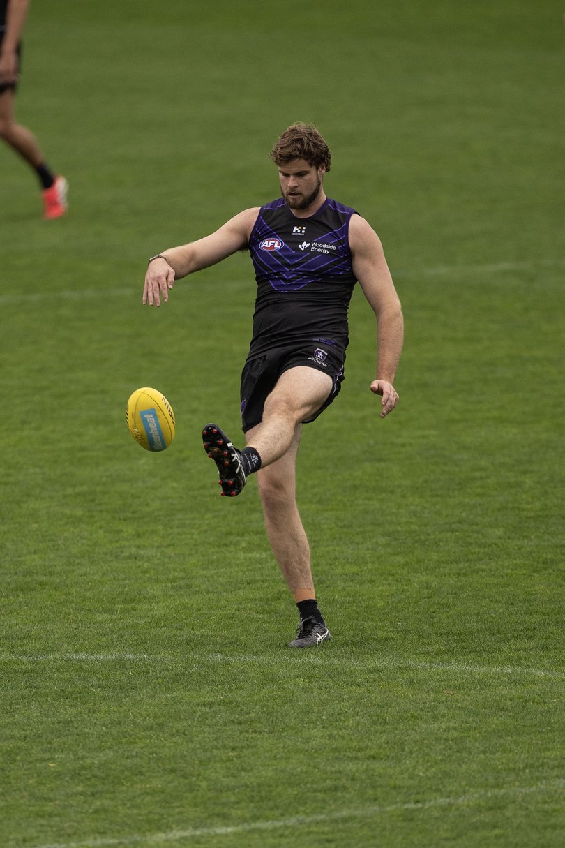 Sean Darcy.