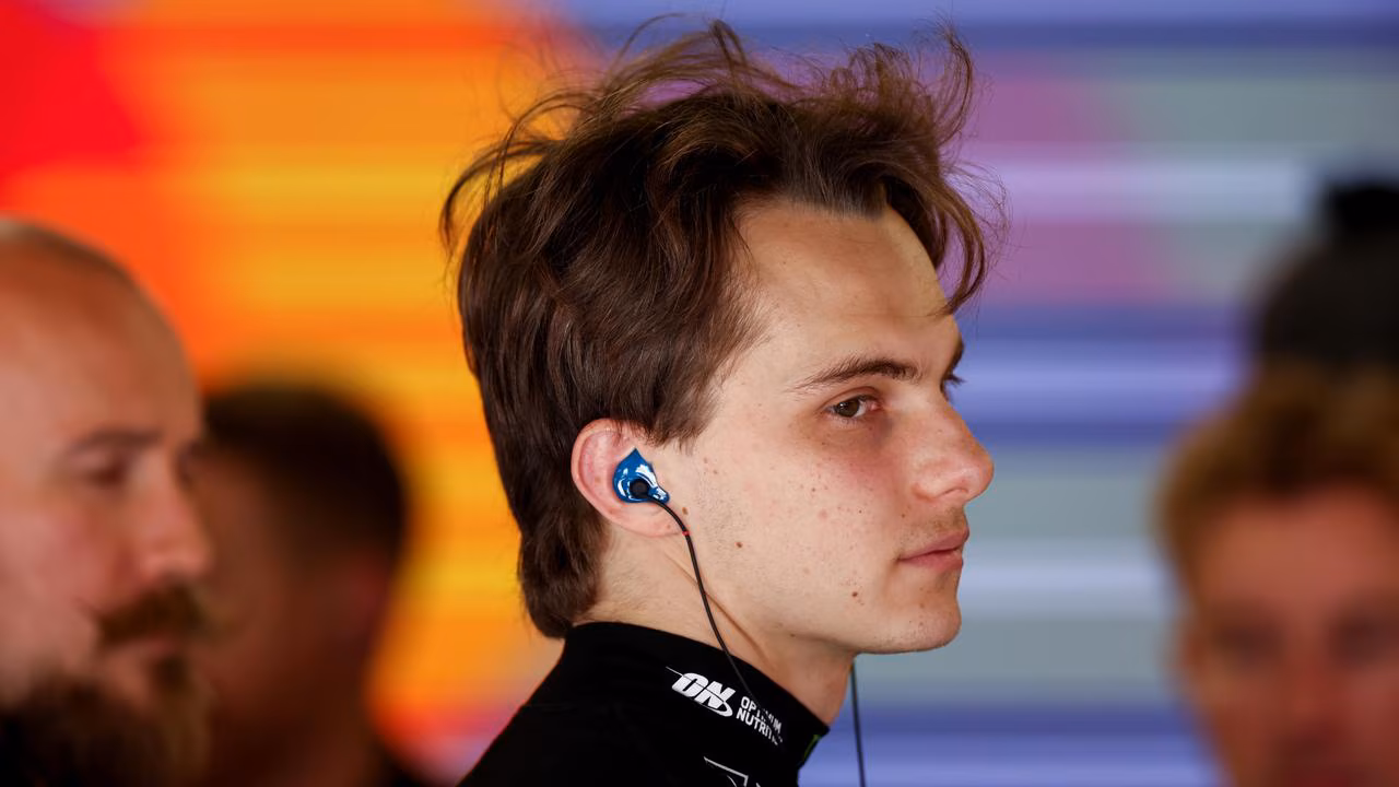 George Russell will start the Barcelona-Catalunya Grand Prix from pole. Aussie Oscar Piastri is 7th