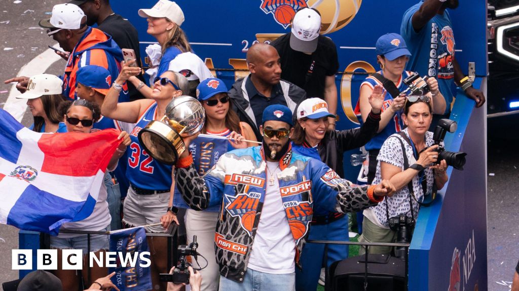 Watch: Knicks parade through New York City after NBA win