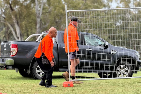 Games Independent Infrastructure and Co-ordination Authority (GIICA) erecting fencing during a Save Victoria Park media conference  at Victoria Park.