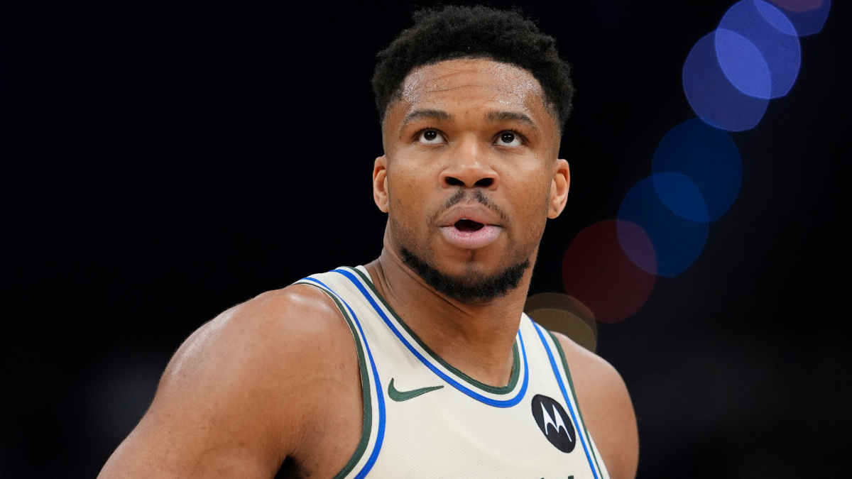 Giannis Antetokounmpo trade rumors: Live updates, news as Celtics, Heat eye big move