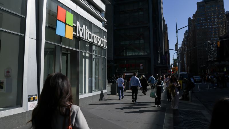 People are flooding AI chatbots with health questions. Microsoft is teaming up with Mayo Clinic to help