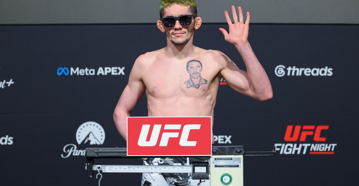 Melquizael Costa Bails On Featherweight Because Of 49 lb Cut