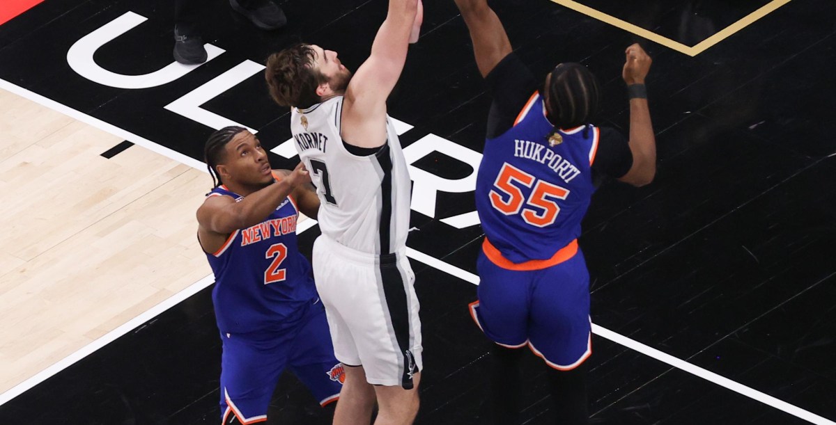 REPORT: Knicks do not extend offer to Ariel Hukporti, making him an unrestricted free agent