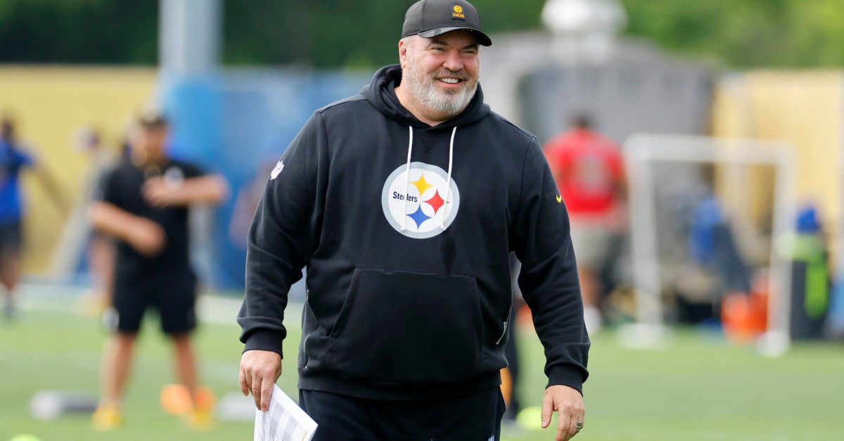 NFL analyst tabs Steelers’ Mike McCarthy as NFL Coach of the Year candidate
