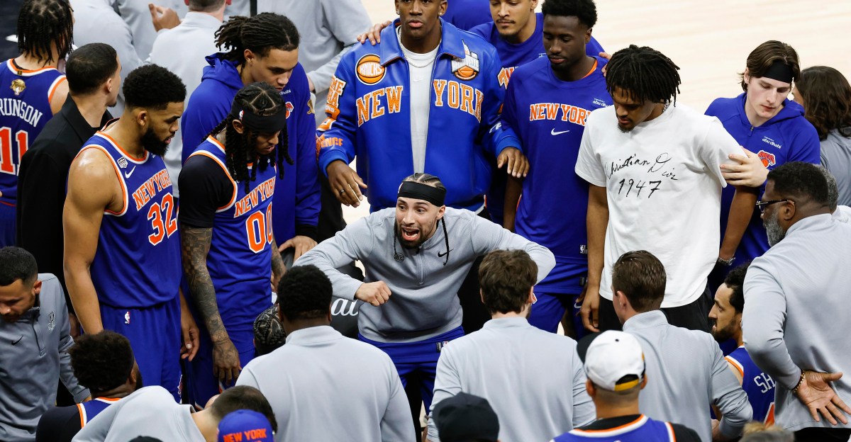 REPORT: Knicks in trade talks as Jose Alvarado delays player-option decision