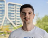 Human subjects, main camera (3x): Portrait mode - 70mm, f/4.0, ISO 50, 1/260s (4320x3456px) - Honor Magic V6 review