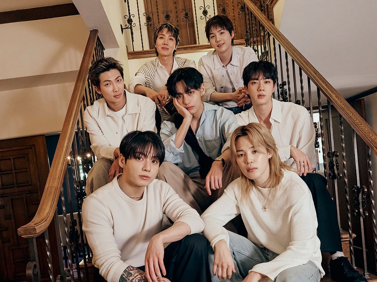June Belongs to BTS: FESTA 2026 Hype, OT7 Reunion, Ticket Rush and ARMY’s New Era