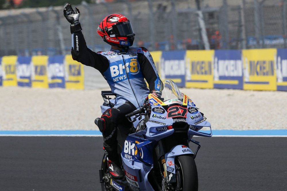 Lecuona impressed in his first grand prix appearance in three years, bagging points for Gresini