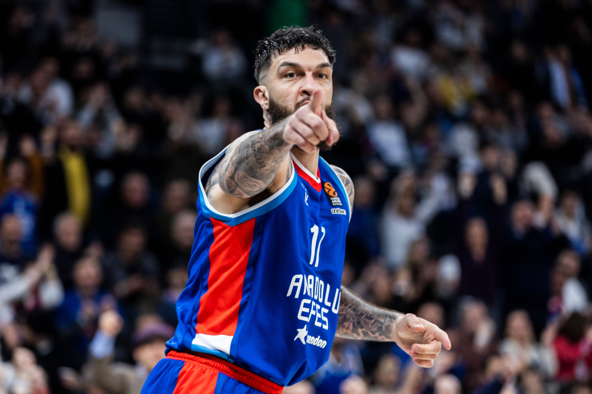 Efes part ways with important big man