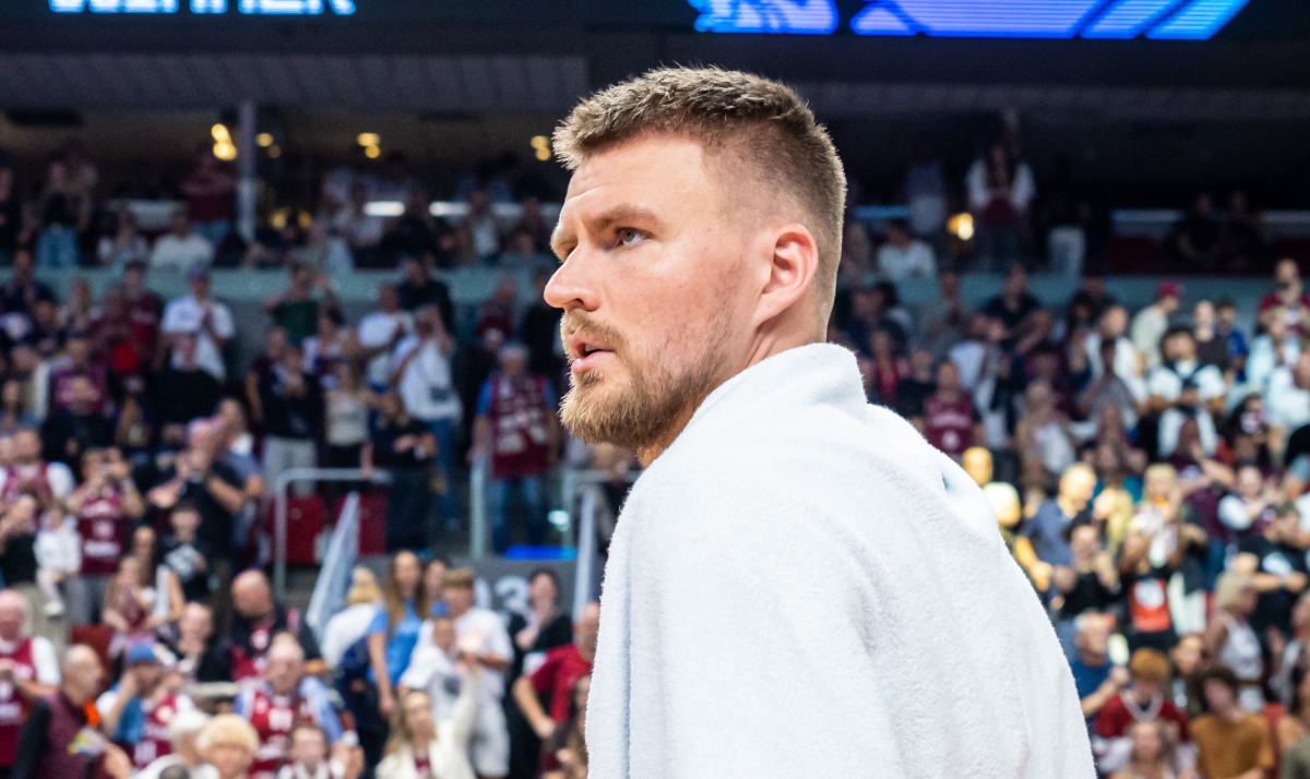 Kristaps Porzingis new Warriors contract details projected by NBA insider