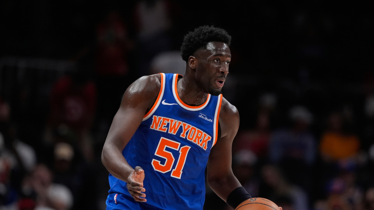 Knicks retain NBA champion big man to a new deal