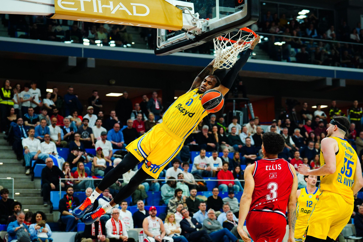 Hapoel's owner hints at a potential transfer for Oshae Brisett