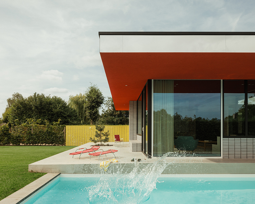 vens vanbelle reshapes painter's former home through de stijl aesthetics and primary colors - 2