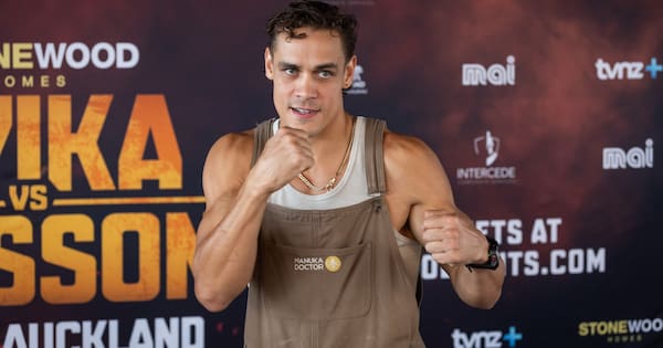 Kiwi boxer Nyika inspired by fiancée's successful cancer fight