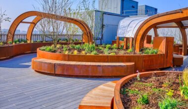 UK Hospital Opens Rooftop Critical Care Garden With 60 Beds: Is This The Future Of Healthcare?