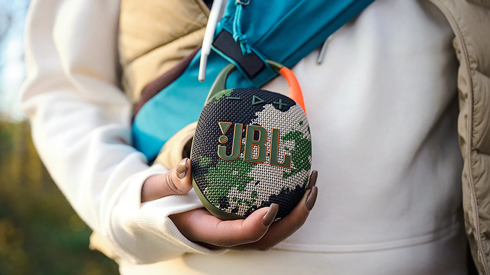 The 10 Essential Summer Vacation Gadgets You Should Have