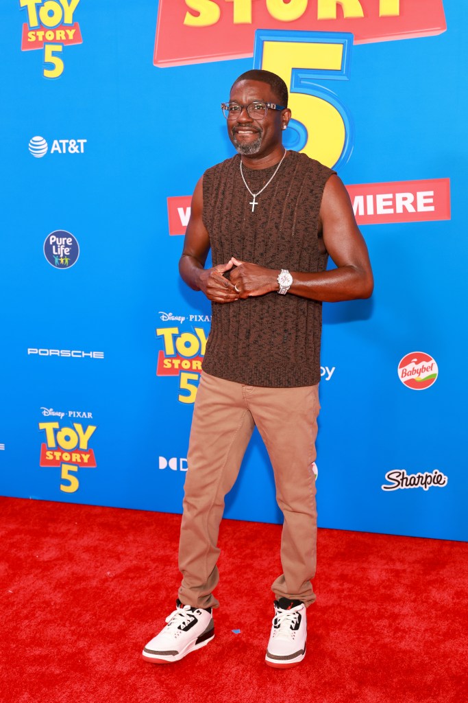 Lil Rel Howery at the "Toy Story 5" premiere