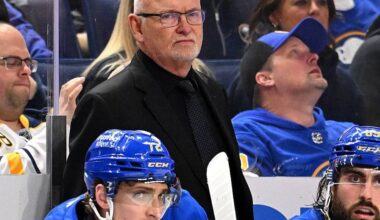 Lindy Ruff loses Jack Adams Award to Jon Cooper