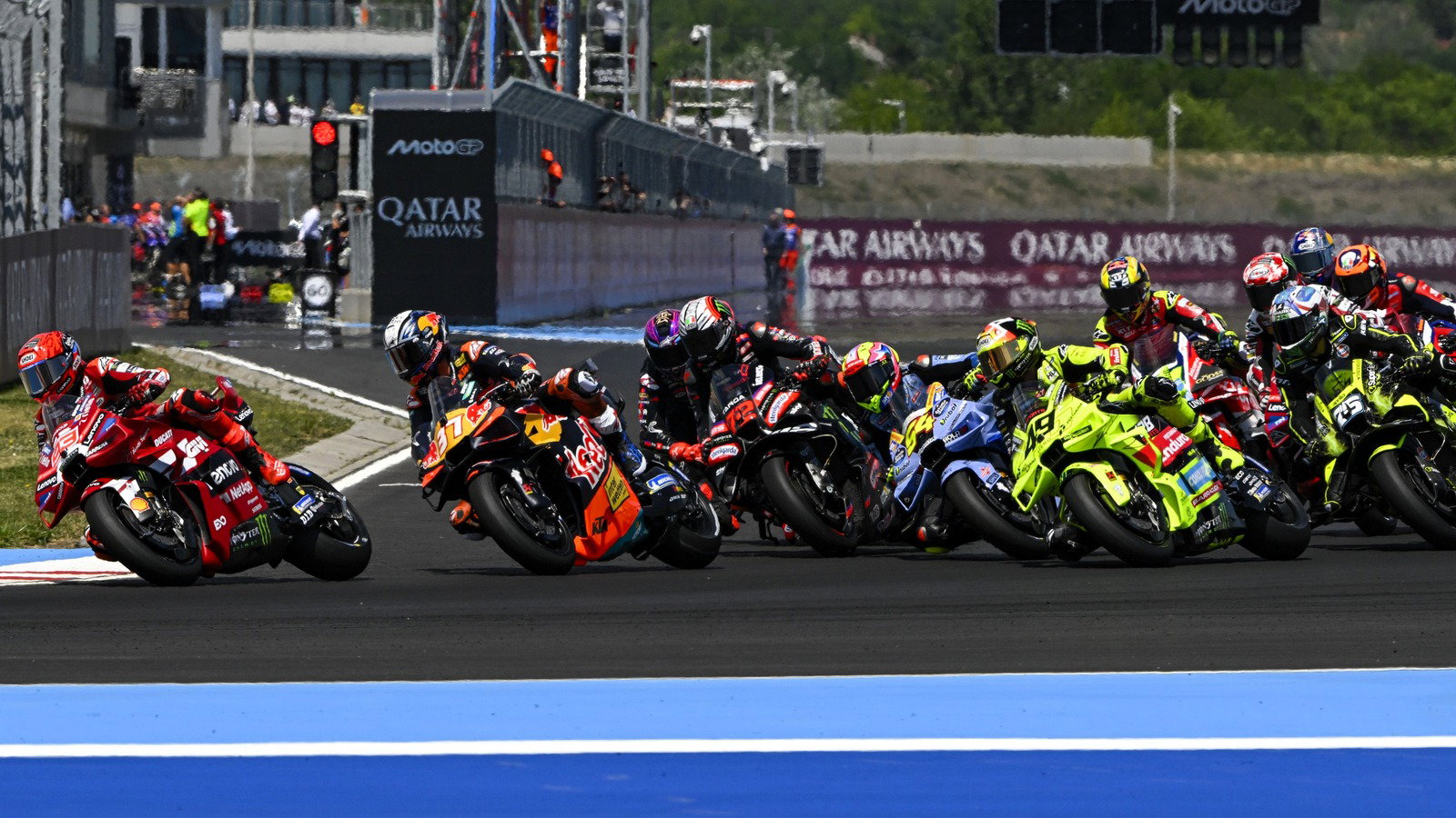 Start, 2026 Hungarian MotoGP.
