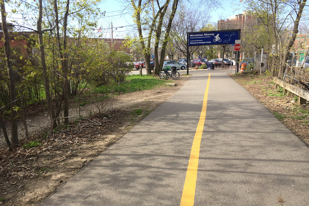 Minuteman Bikeway in Arlington Center (Massachusetts)