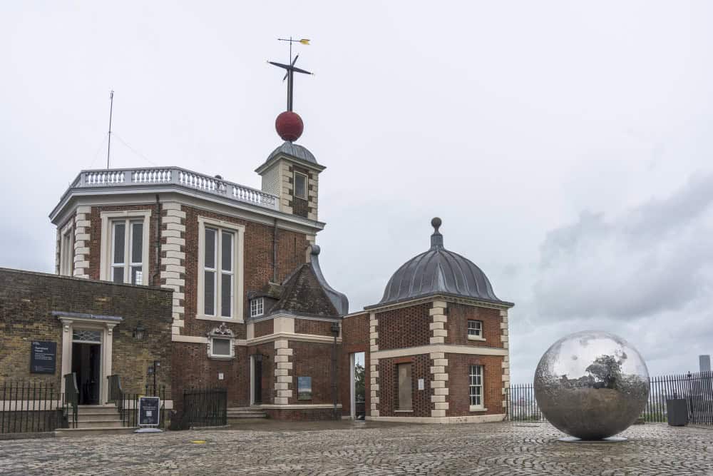 Stunning Moon sculpture unveiled at Royal Observatory Greenwich – Physics World