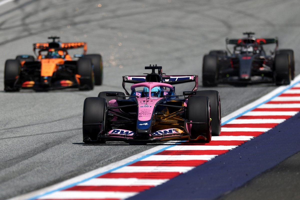 F1 drivers' dinner photo sends fans into frenzy before Austrian GP