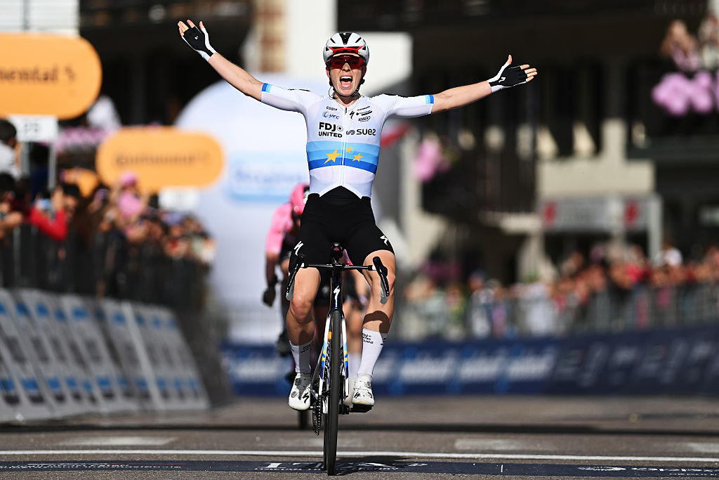 SANTE STEFANO DI CADORE, ITALY - JUNE 03: Demi Vollering of Netherlands and Team FDJ United - SUEZ celebrates at finish line as stage winner during the 37th Giro d'Italia Women 2026, Stage 5 a 146km stage from Longarone to Sante Stefano di Cadore 911m / #UCIWWT / on June 03, 2026 in Sante Stefano di Cadore, Italy. (Photo by Luc Claessen/Getty Images)