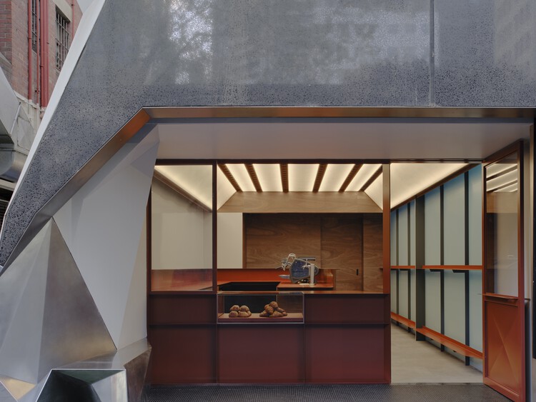 Palace Coffee / Kerry Kounnapis Architecture Practice - Image 1 of 25