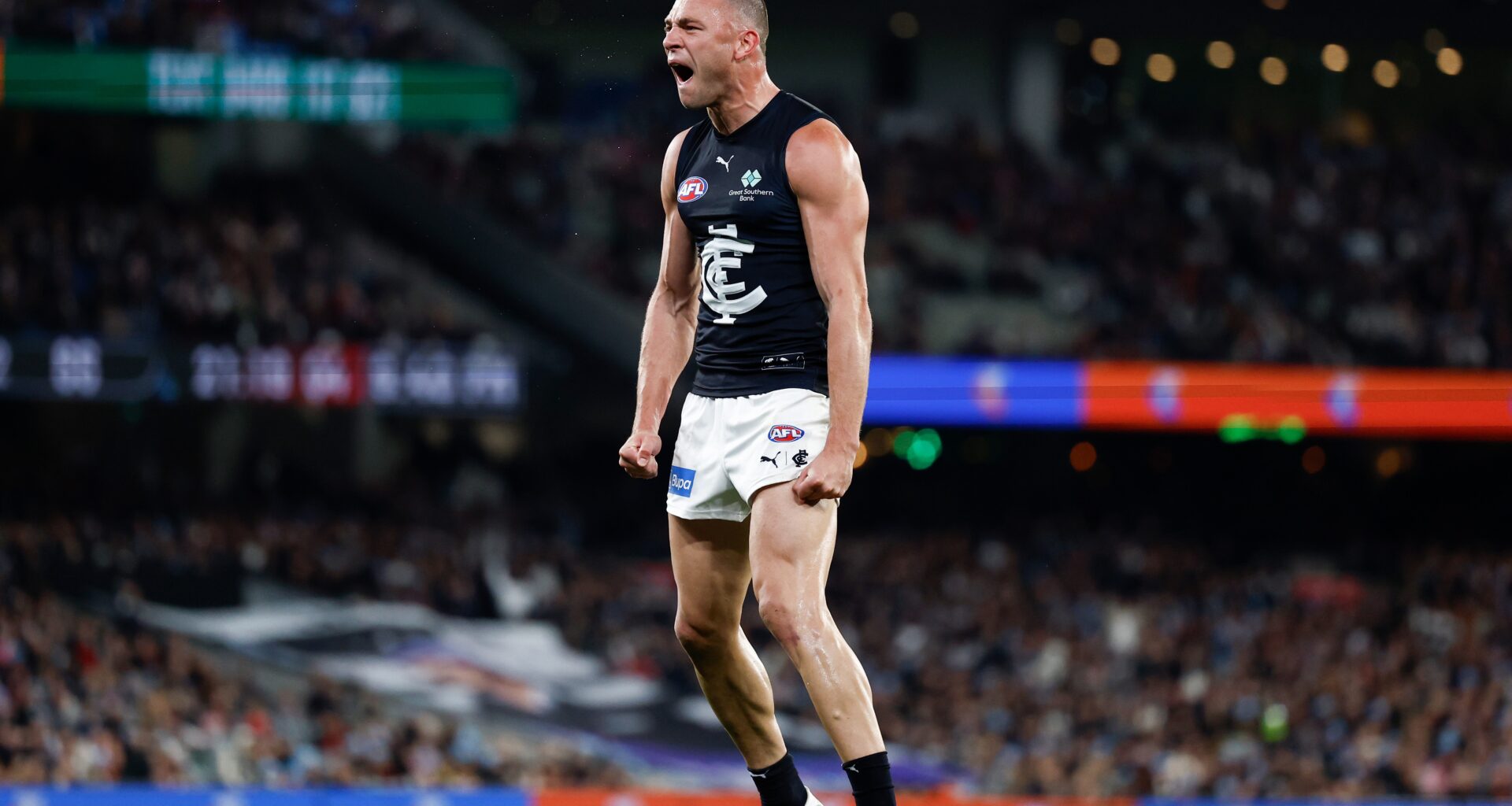 Blues deny brave Bombers to notch fourth win in a row