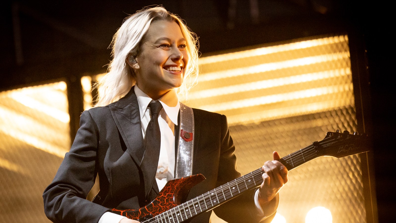Phoebe Bridgers at Madison Square Garden: Set List, Review
