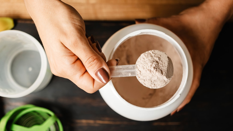 What to know about whey protein powder prices, potential shortages and alternatives
